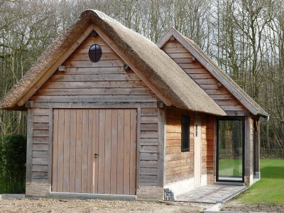 eikenhouten gebouwen 